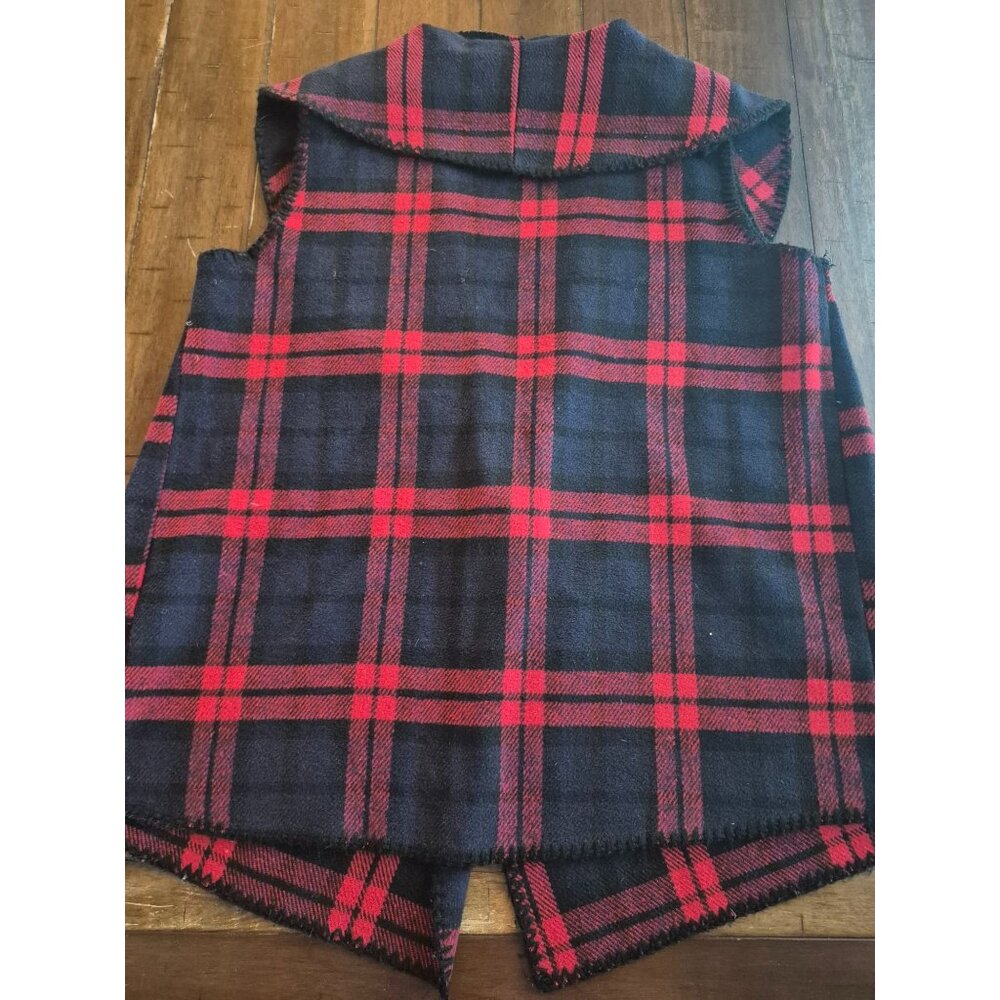 Mud Pie Red & Black Plaid Sleeveless Vest With Toggle Closure & Shawl Collar - Picture 2 of 5